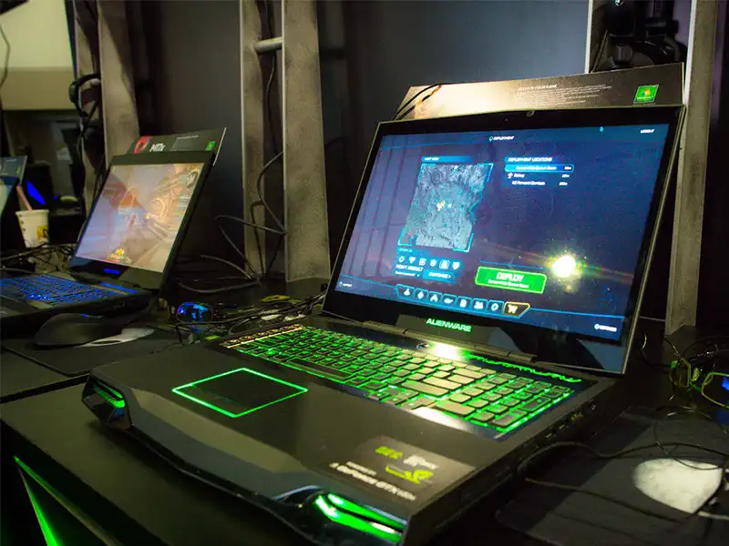 لپ تاپ کاستوم شده