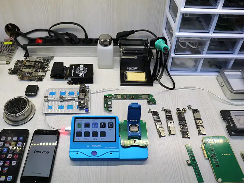 آموزشگاه تعمیر موبایل کامتک